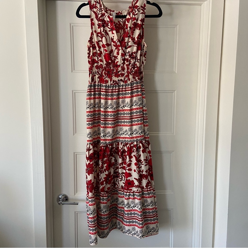 Sleeveless maxi dress by Lapis